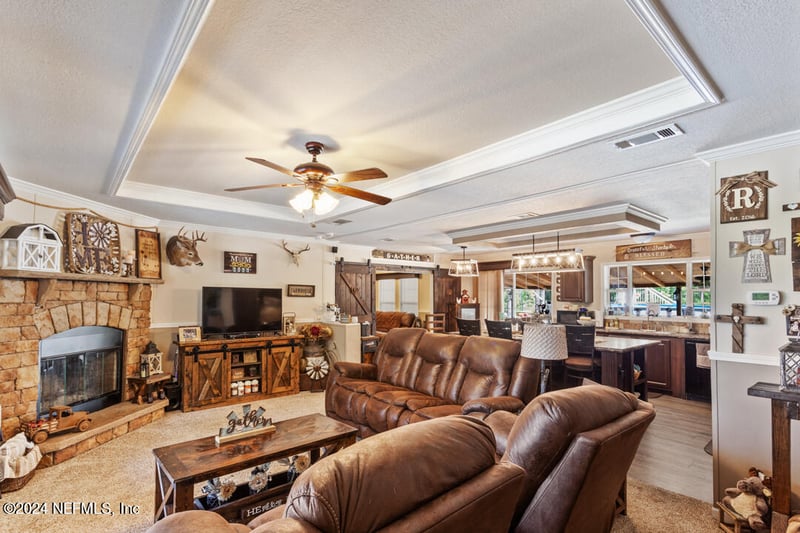 134 Forest Hills Rd, Melrose, FL 32666