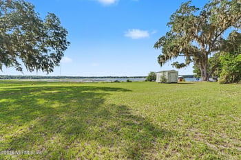 134 Serenity Dr, Melrose, FL 32666