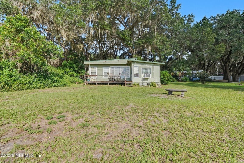 134 Serenity Dr, Melrose, FL 32666