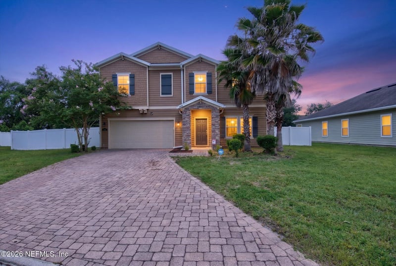 1340 Tripper Dr, Jacksonville, FL 32211