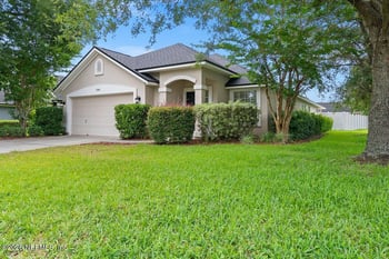 1345 Woodlawn Dr, Orange Park, FL 32065