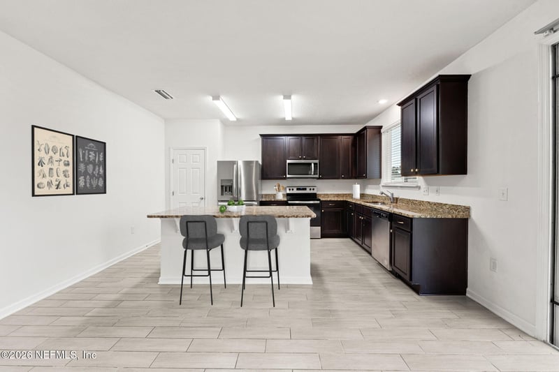 1346 Panther Lake Pw, Jacksonville, FL 32221