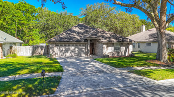 1346 Running Brook Ct, Jacksonville, FL 32225