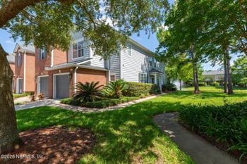13461 Stone Pond Dr, Jacksonville, FL 32224