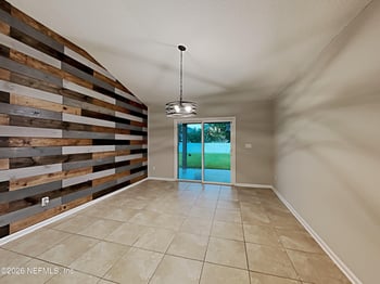 13471 Devan Lee Dr E, Jacksonville, FL 32226