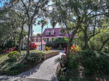 135 Long Point Dr, Fernandina Beach, FL 32034