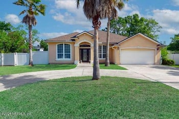 13525 Chauny Rd, Jacksonville, FL 32246