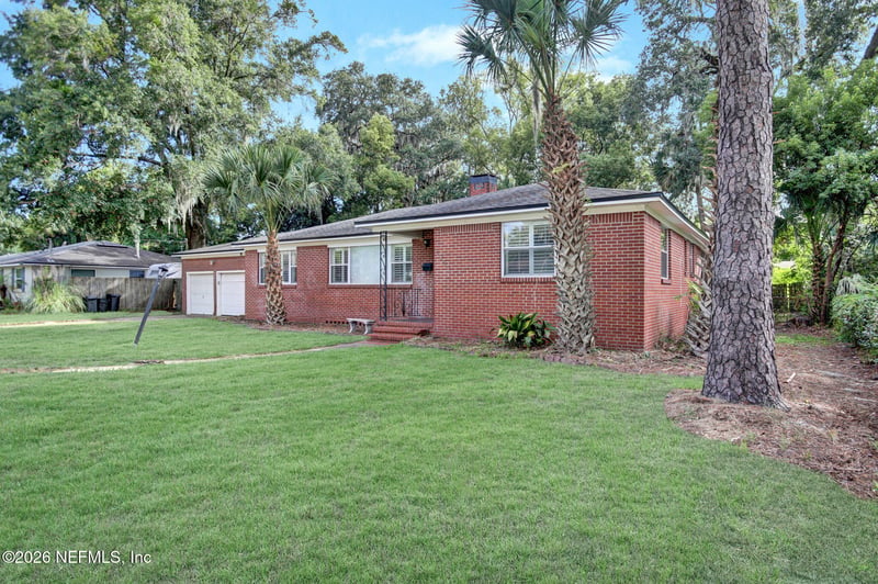 1353 Live Oak Ln, Jacksonville, FL 32207
