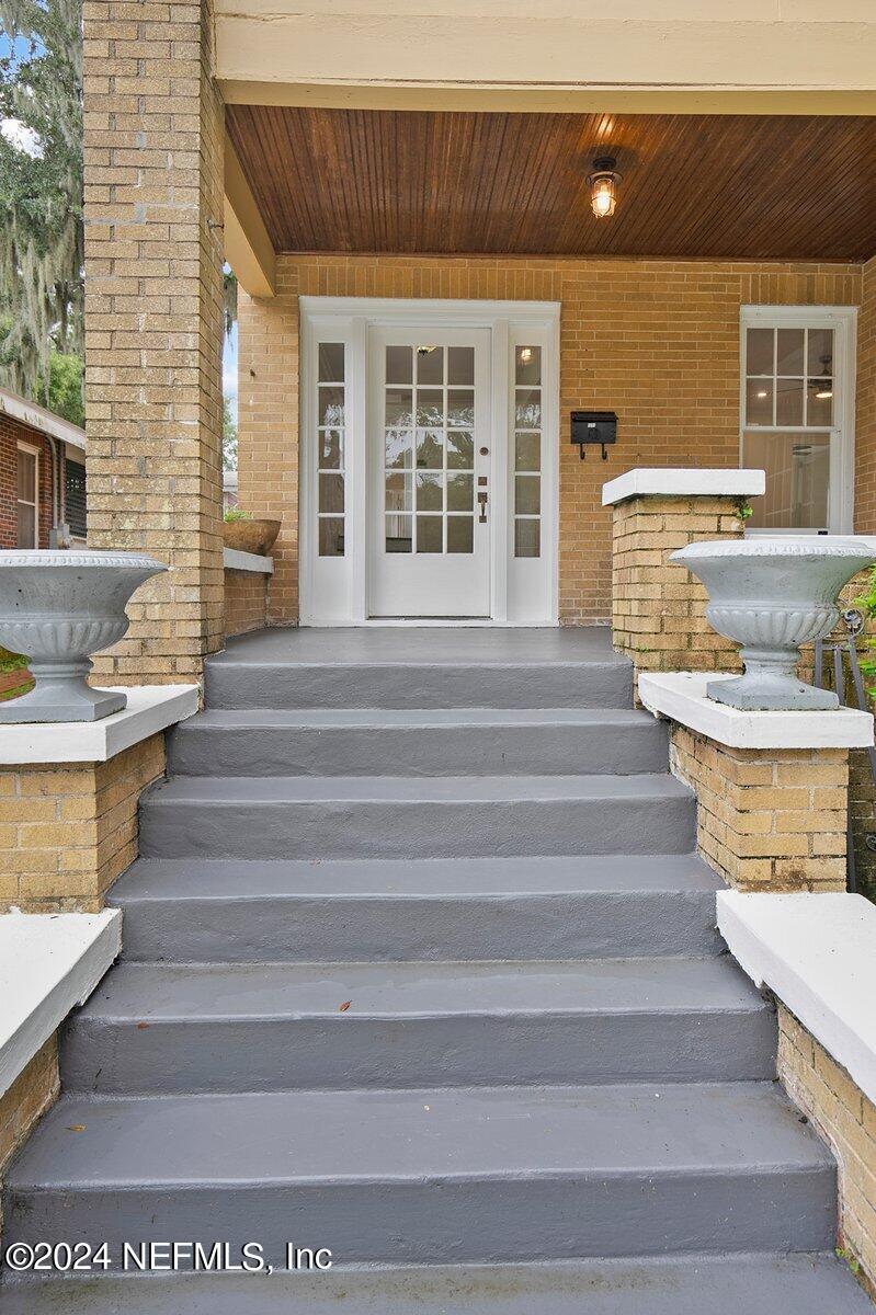 1356 Willow Branch Ave, Jacksonville, FL 32205