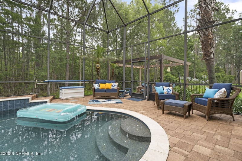 1357 Eagle Crossing Dr, Orange Park, FL 32065