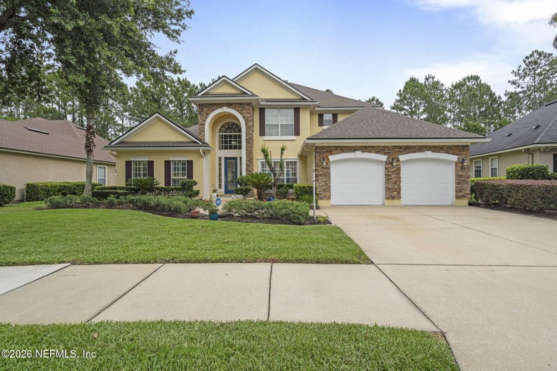 1357 Eagle Crossing Dr, Orange Park, FL 32065