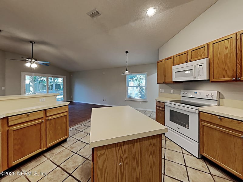 1357 Shootingstar Ln, St Johns, FL 32259