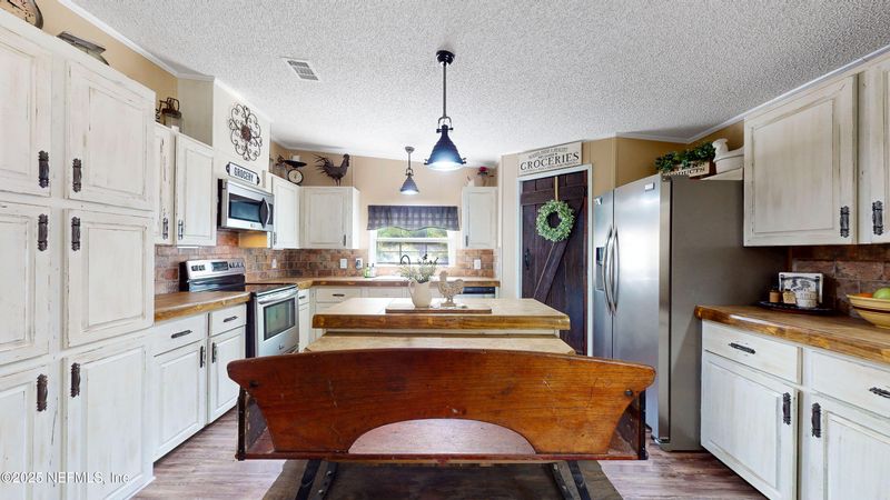1357 Starling Rd, Middleburg, FL 32068