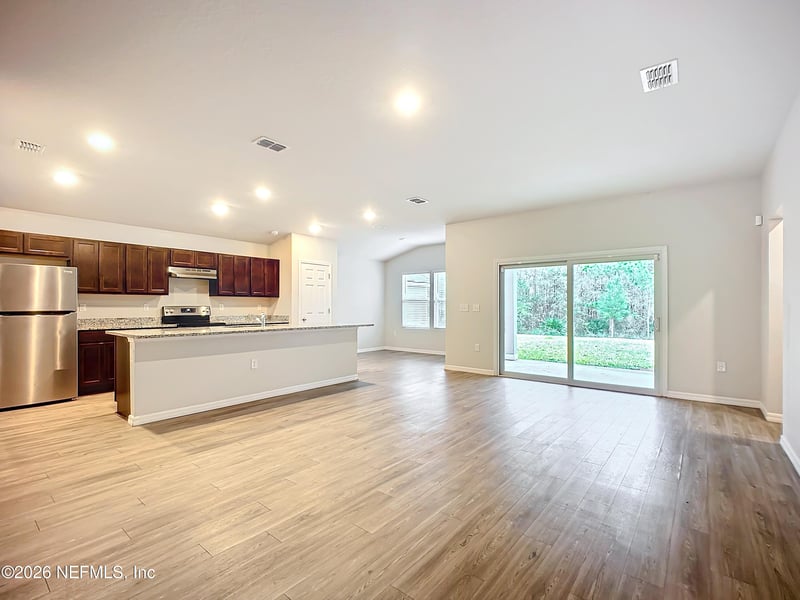 1360 Tan Tara Trl, Jacksonville, FL 32221