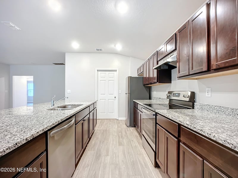 1360 Tan Tara Trl, Jacksonville, FL 32221