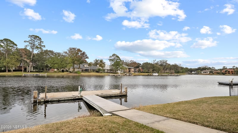 13601 Emerald Cove Ct, Jacksonville, FL 32225