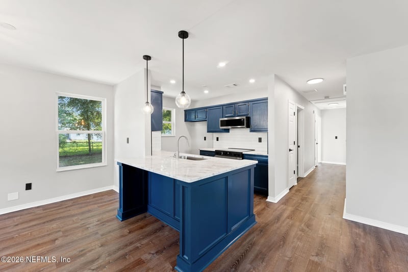 1365 Spearing St, Jacksonville, FL 32206