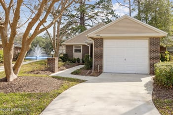 13653 Myrica Ct, Jacksonville, FL 32224