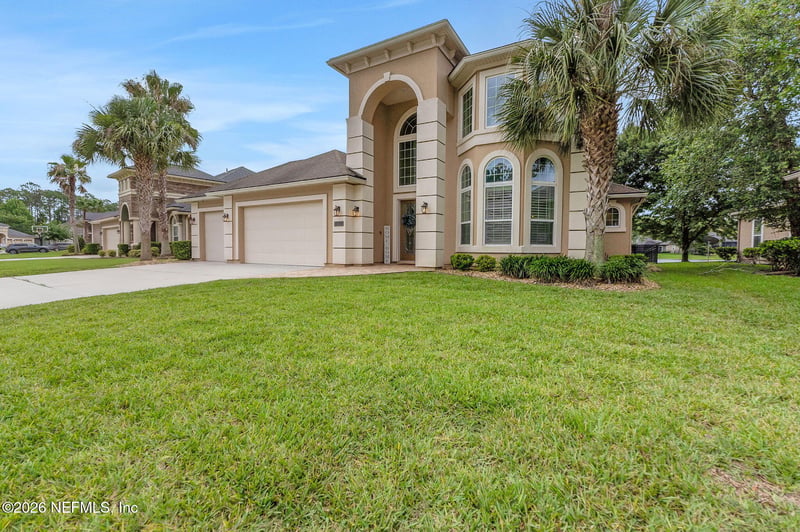 137 Ellsworth Cir, St Johns, FL 32259
