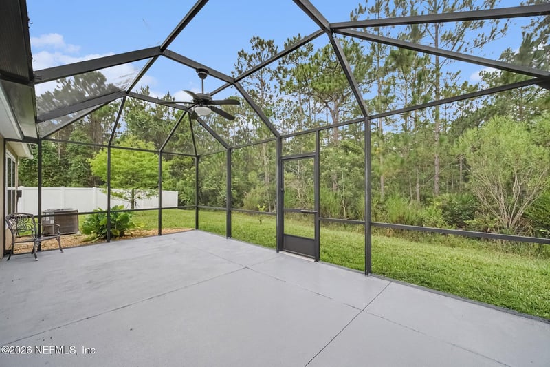 137 Lakeside Ct, Bunnell, FL 32110