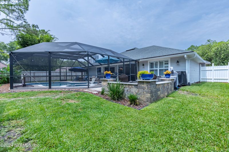 137 Southern Grove Dr, St Johns, FL 32259