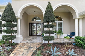 13702 Saxon Lake Dr, Jacksonville, FL 32225