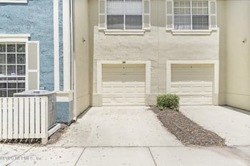 13703 Richmond Park Dr N #2704, Jacksonville, FL 32224