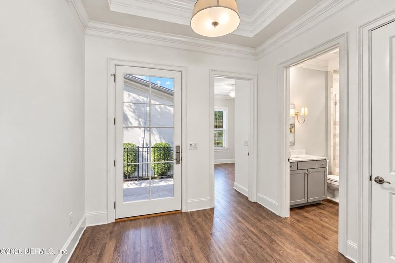 1371 Sunset View Ln, Jacksonville, FL 32207