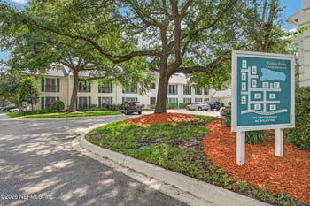 13715 Richmond Park Dr N #504, Jacksonville, FL 32224