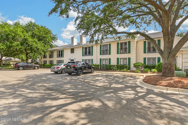13715 Richmond Park Dr N #504, Jacksonville, FL 32224