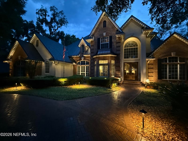 13719 Saxon Lake Dr, Jacksonville, FL 32225