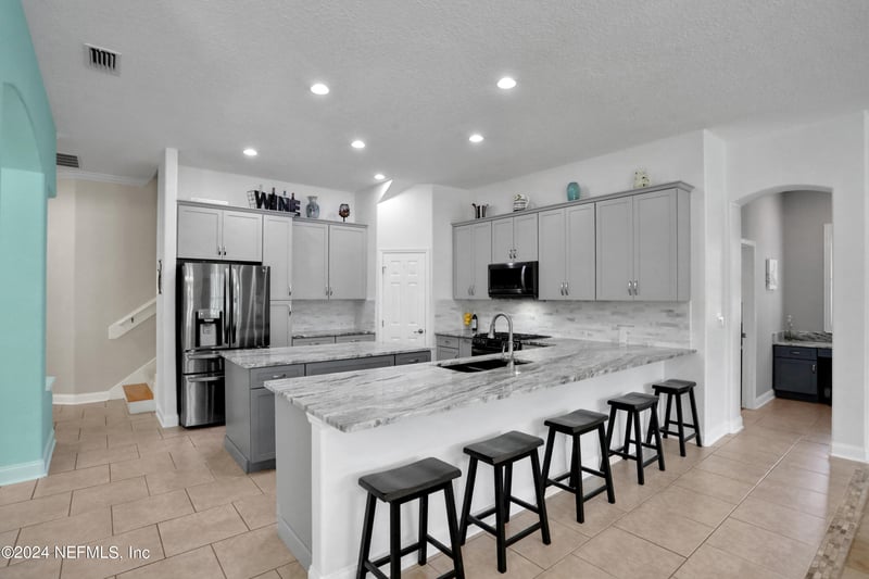 1372 Akron Oaks Dr, Orange Park, FL 32065