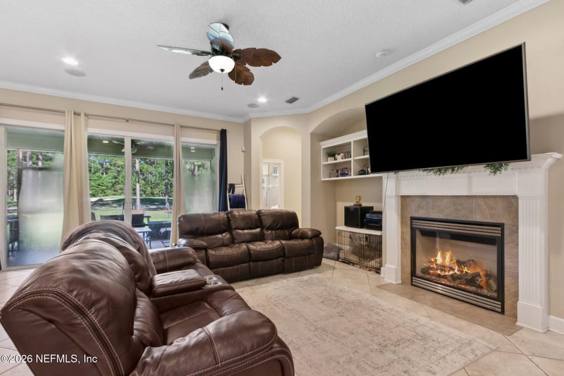 1372 Eagle Crossing Dr, Orange Park, FL 32065