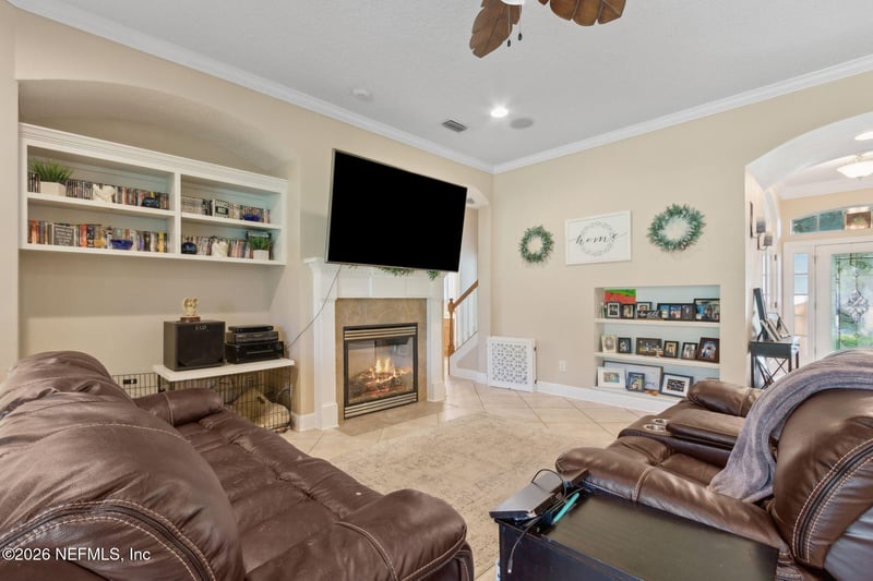 1372 Eagle Crossing Dr, Orange Park, FL 32065