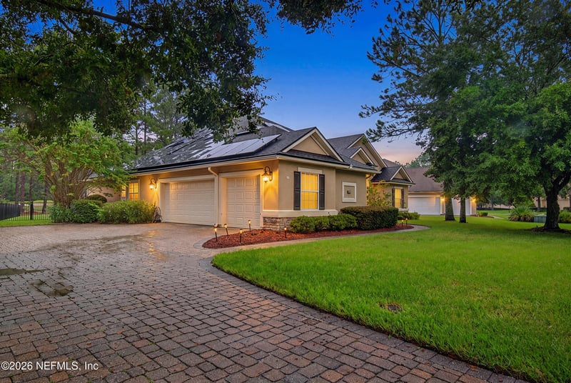 1372 Eagle Crossing Dr, Orange Park, FL 32065