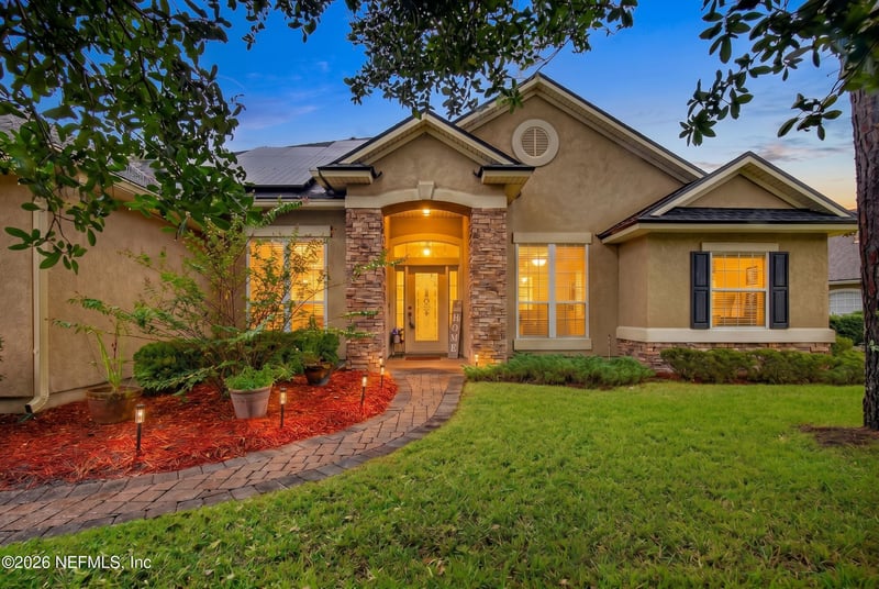 1372 Eagle Crossing Dr, Orange Park, FL 32065