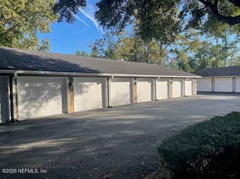 13727 Richmond Park Dr N #204, Jacksonville, FL 32224