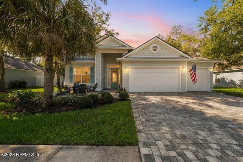 13729 Hidden Oaks Ln, Jacksonville, FL 32225
