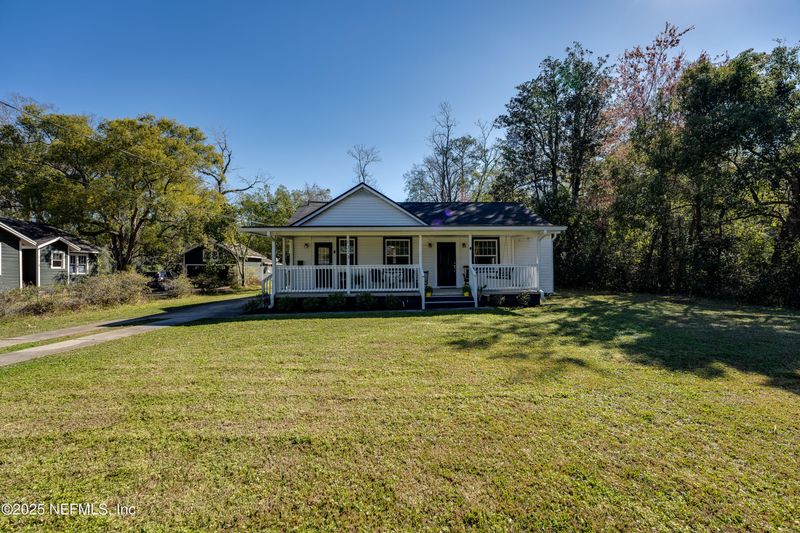 1373 Murray Dr, Jacksonville, FL 32205