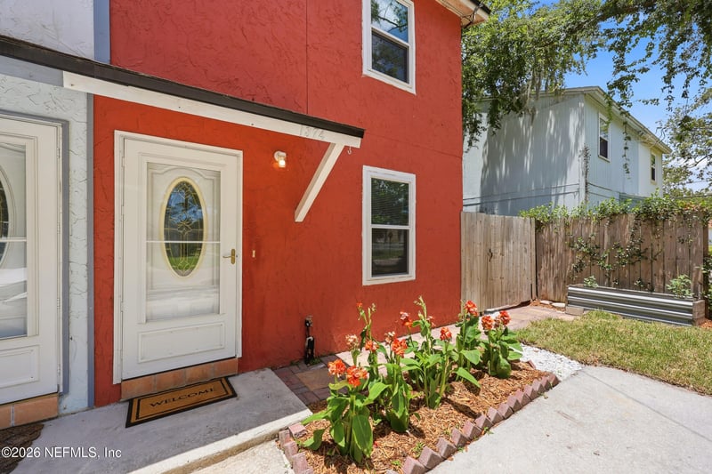 1374 Main St, Atlantic Beach, FL 32233