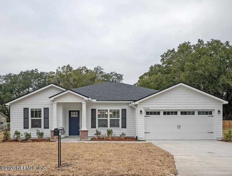 13742 Coman Rd, Jacksonville, FL 32218