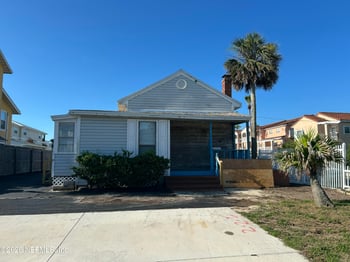 138 12th Ave S, Jacksonville Beach, FL 32250