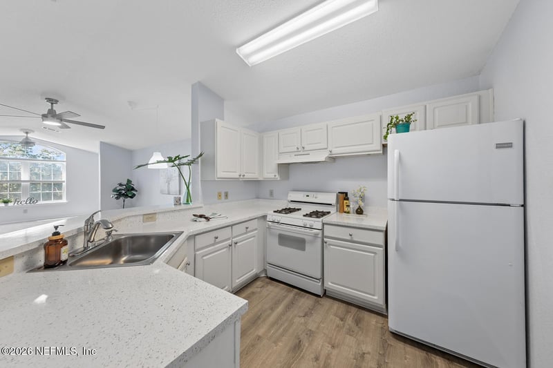 13810 Sutton Park Dr #835, Jacksonville, FL 32224