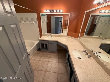 13810 Sutton Park Dr N #823, Jacksonville, FL 32224