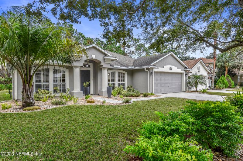 13815 Devan Lee Dr E, Jacksonville, FL 32226