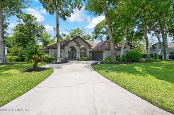 13827 Longs Landing Rd E, Jacksonville, FL 32225