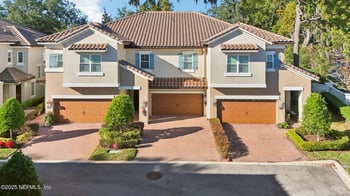 1389 Sunset View Ln, Jacksonville, FL 32207