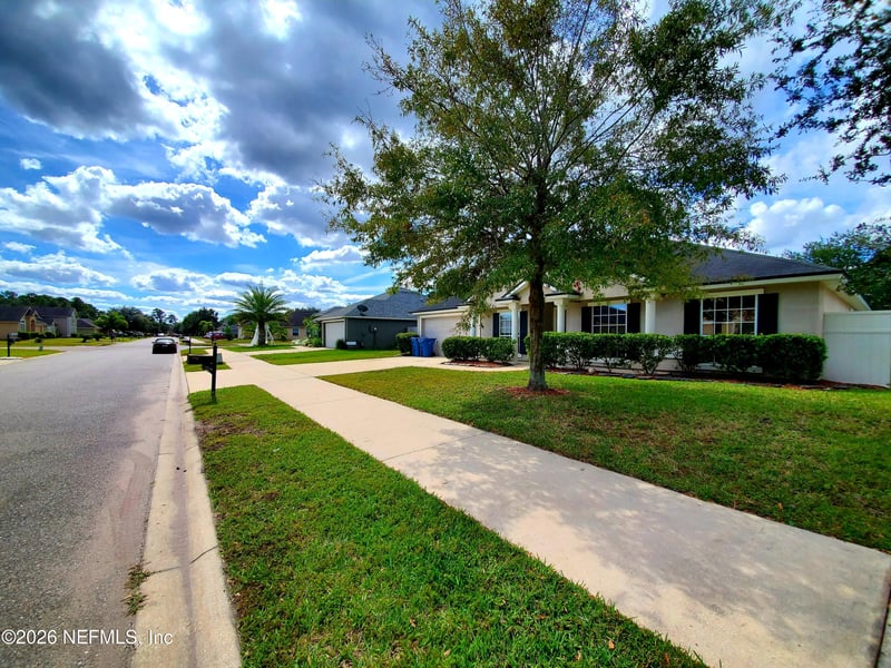 13988 Fish Eagle Dr E, Jacksonville, FL 32226