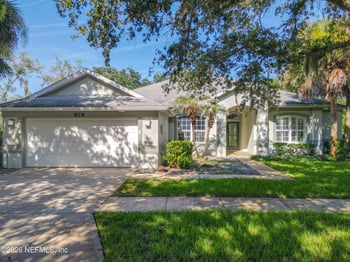 14 Egret Dr, Palm Coast, FL 32137