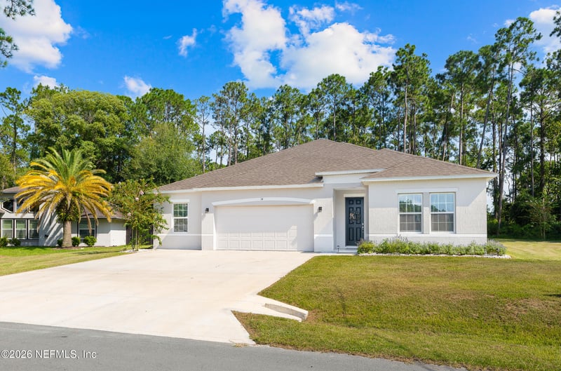 14 Woodworth Dr, Palm Coast, FL 32164